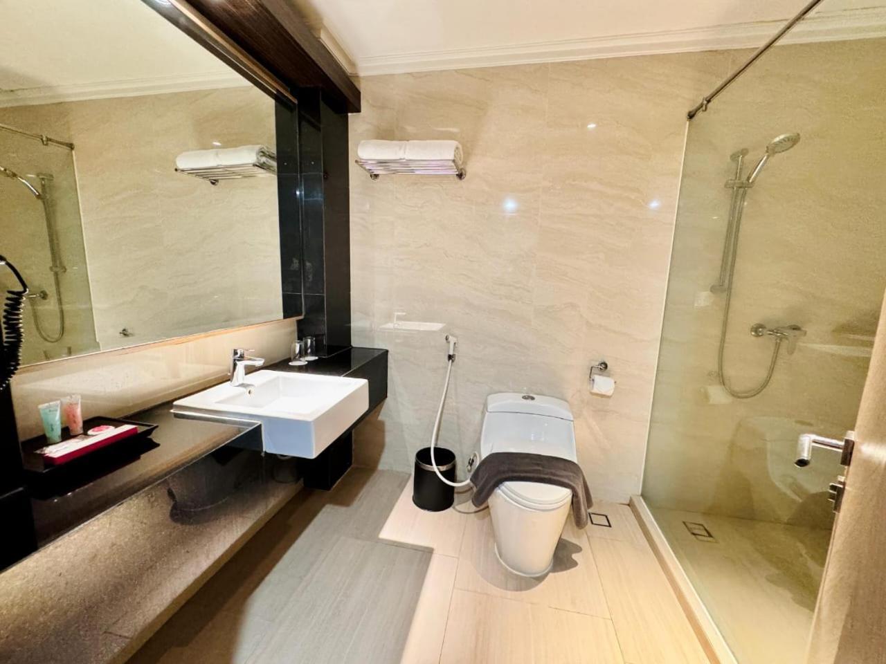 Orchardz Hotel Industri Jakarta Kemayoran מראה חיצוני תמונה